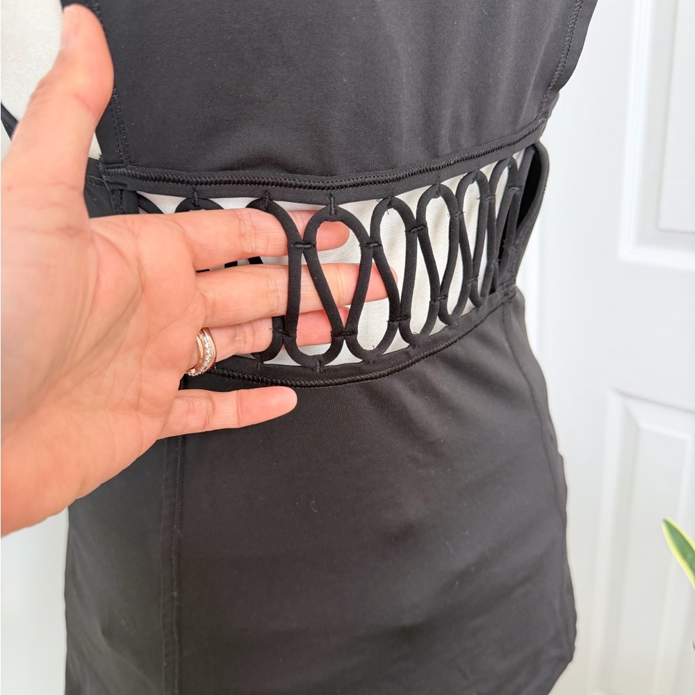 Lululemon Black Yoga Tank Open Lattice Back Athletic Top Women’s Size 6 - Picture 6 of 13